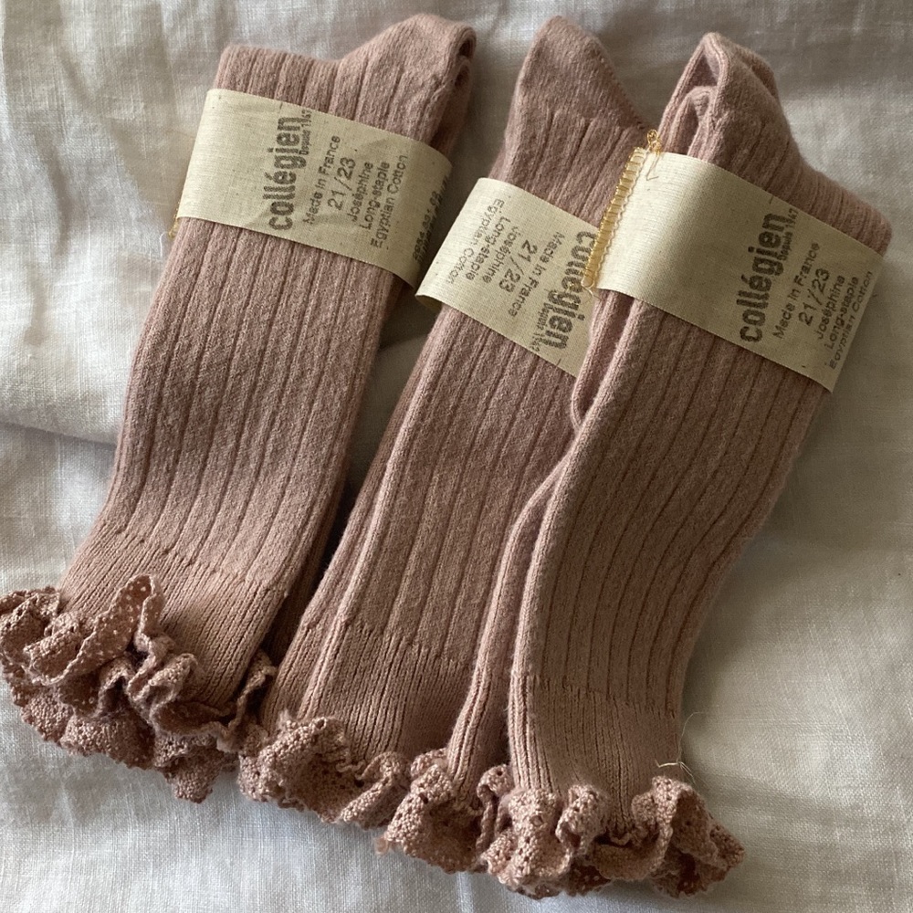 Collegien knee highs